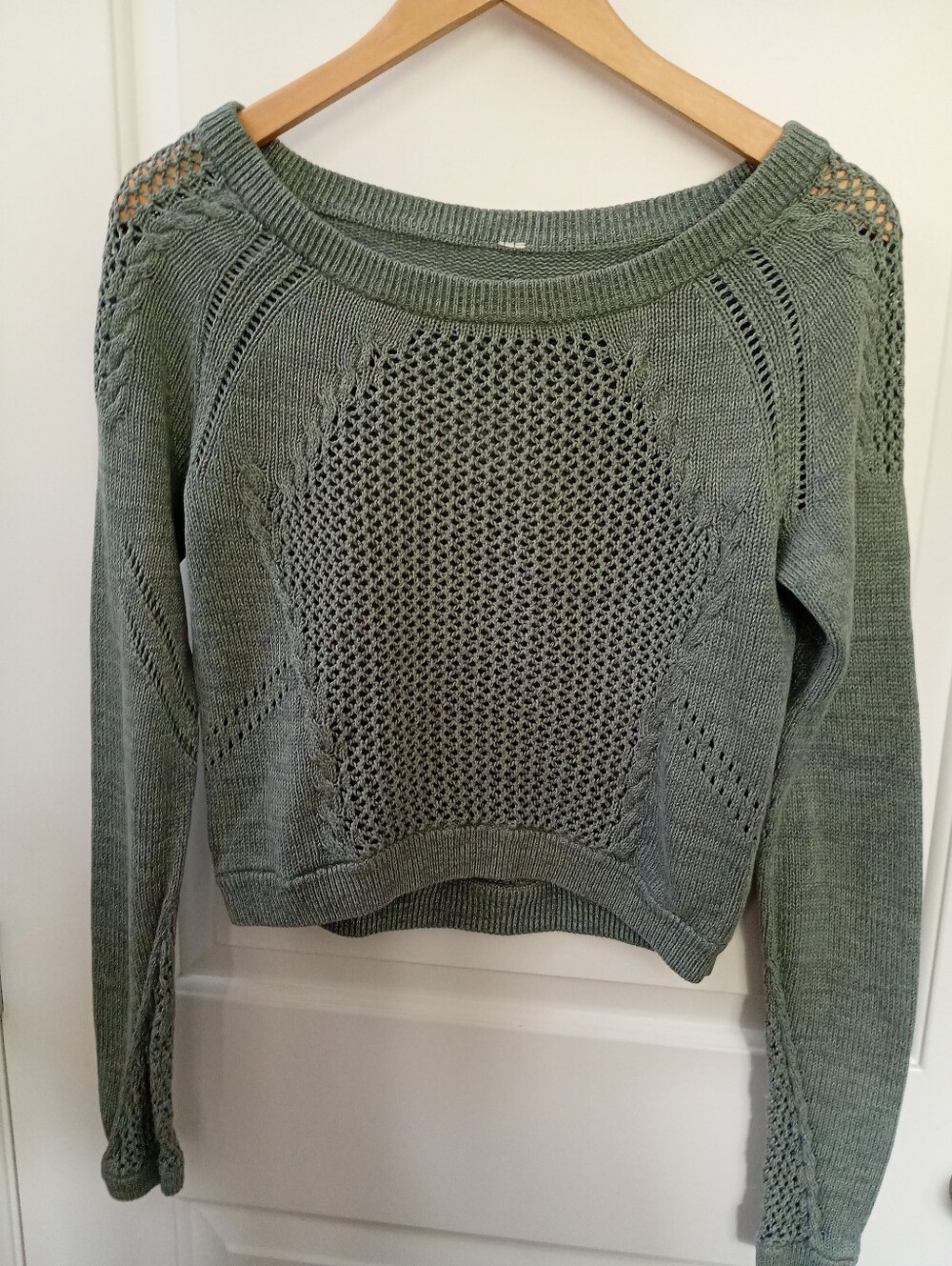 lululemon athletica | Olive Green Open-Knit Crew Cropped Sweater | M